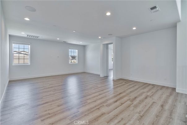 Empty room, Interior, Recessed Lighting, Wood Texture Flooring