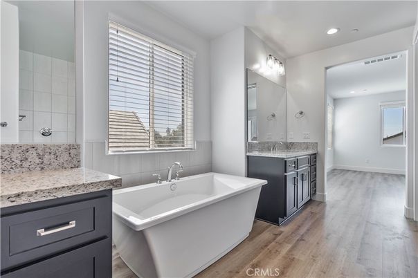 Bathroom, Free Standing Baths, Interior, Recessed Lighting, Wood Texture Flooring
