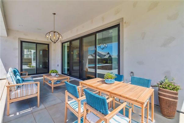 Exterior, Pendant Lights