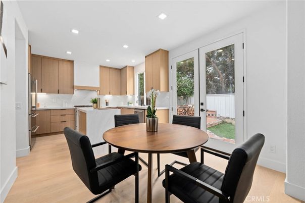 Dining room, Interior, Kitchen, Recessed Lighting, Wood Texture Flooring