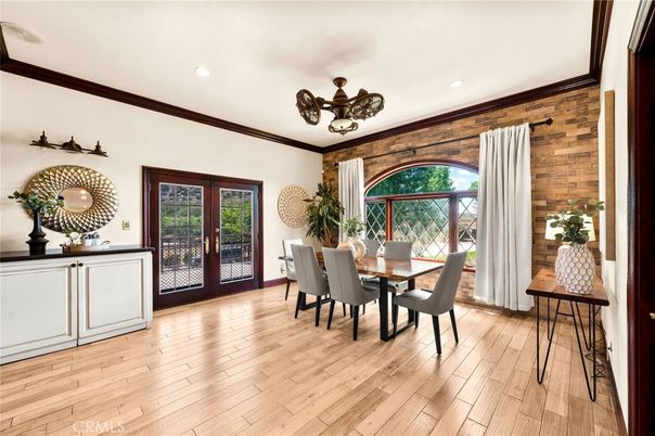 Dining room, Interior, Recessed Lighting, Wood Texture Flooring, Wooden Walls