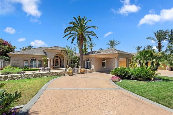 Backyard, Exterior, Facade, Mediterranean