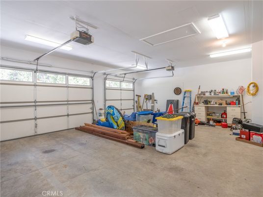 Garage, Interior