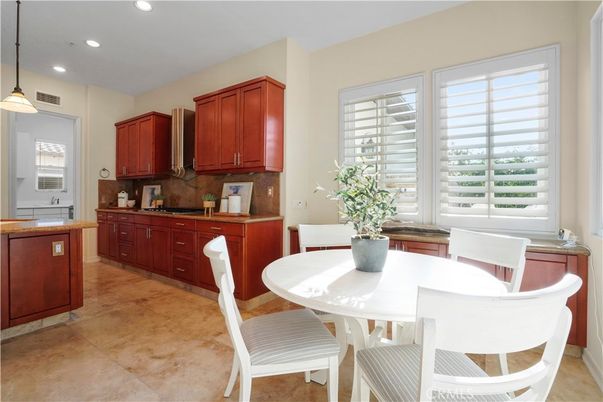 Dining room, Interior, Kitchen, Pendant Lights, Recessed Lighting