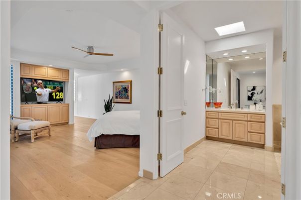 Bathroom, Bedroom, Interior, Recessed Lighting, Wood Texture Flooring
