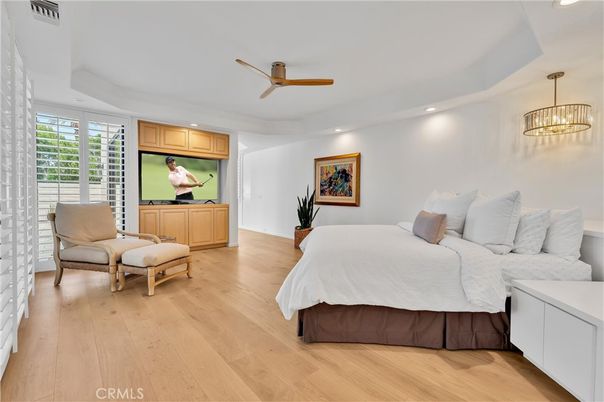 Bedroom, Interior, Pendant Lights, Recessed Lighting, Wood Texture Flooring