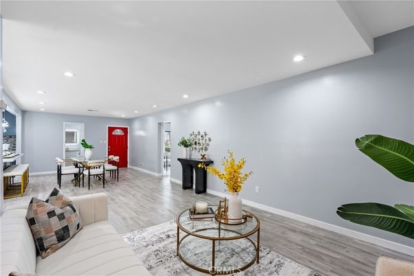 Dining room, Interior, Recessed Lighting, Wood Texture Flooring