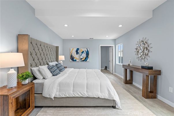 Bedroom, Interior, Recessed Lighting