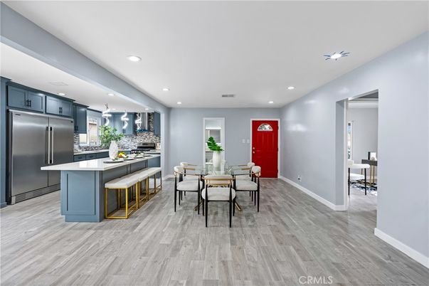 Dining room, Interior, Kitchen, Recessed Lighting, Stainless Steel Appliances, Wood Texture Flooring