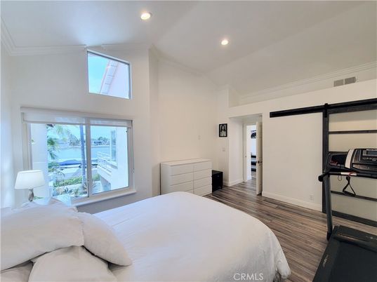 Bedroom, Interior, Recessed Lighting, Water, Wood Texture Flooring