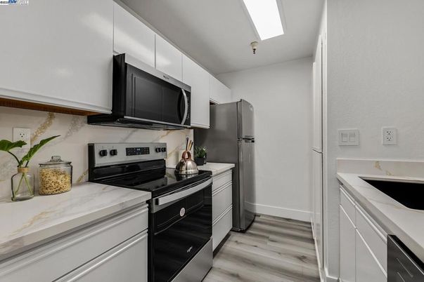 Interior, Kitchen, Stainless Steel Appliances, Wood Texture Flooring