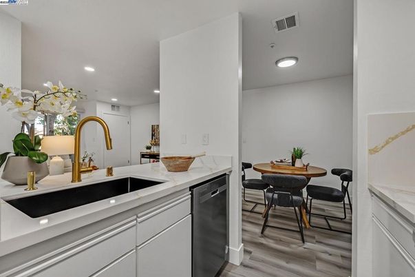Dining room, Interior, Kitchen, Recessed Lighting, Wood Texture Flooring