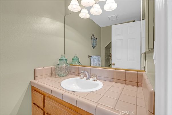 Bathroom, Interior, Tile Countertops