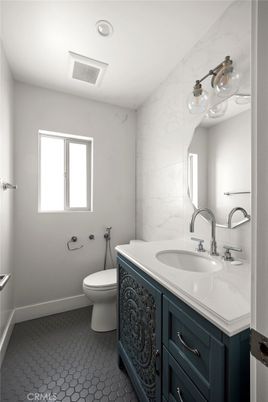 Bathroom, Interior, Marble Walls, Recessed Lighting
