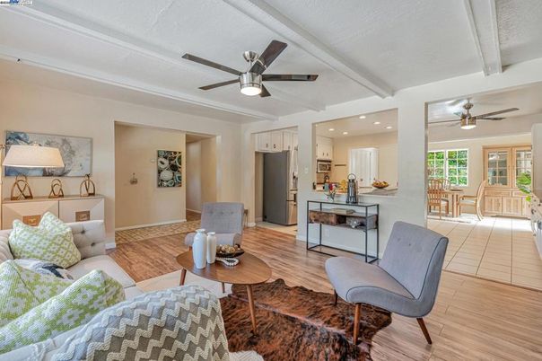 Interior, Kitchen, Living room, Recessed Lighting, Wood Texture Flooring