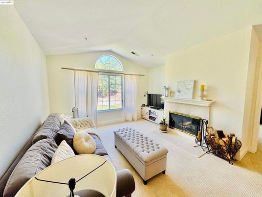 Fireplace, Interior, Living room