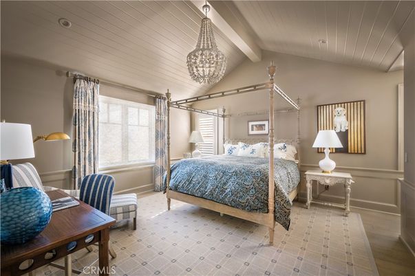 Bedroom, Interior, Pendant Lights