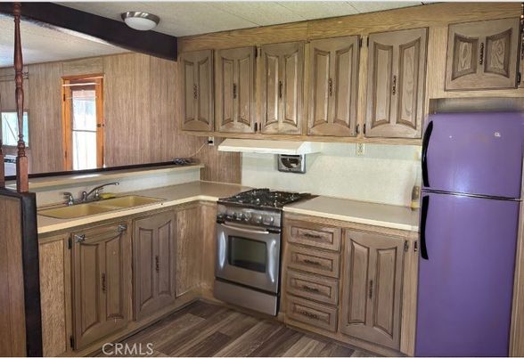 Interior, Kitchen, Wood Texture Flooring