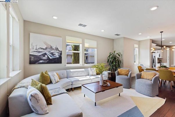 Dining room, Interior, Living room, Pendant Lights, Recessed Lighting, Wood Texture Flooring