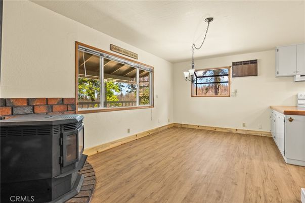 Interior, Pendant Lights, Wood Texture Flooring