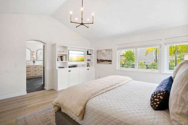Bedroom, Interior, Pendant Lights, Wood Texture Flooring