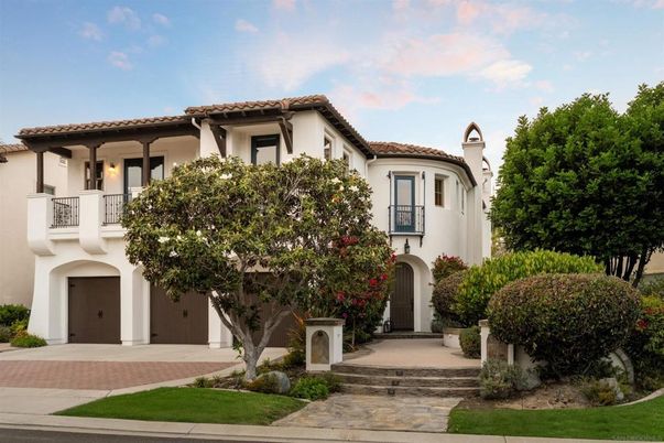 Attached, Exterior, Facade, Spanish Mediterranean