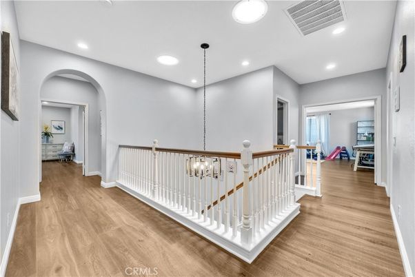Interior, Pendant Lights, Recessed Lighting, Wood Texture Flooring