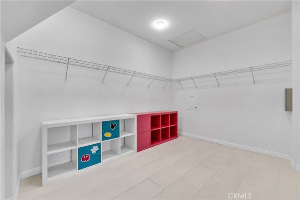 Interior, Recessed Lighting, Walk-in Closets