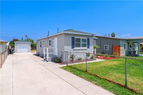 Detached Garage, Exterior