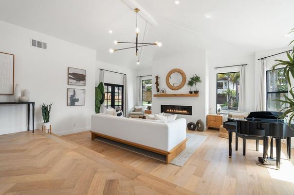 Fireplace, Interior, Living room, Pendant Lights, Piano, Recessed Lighting, Wood Texture Flooring