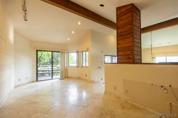Empty room, Interior, Recessed Lighting, Wooden Beams
