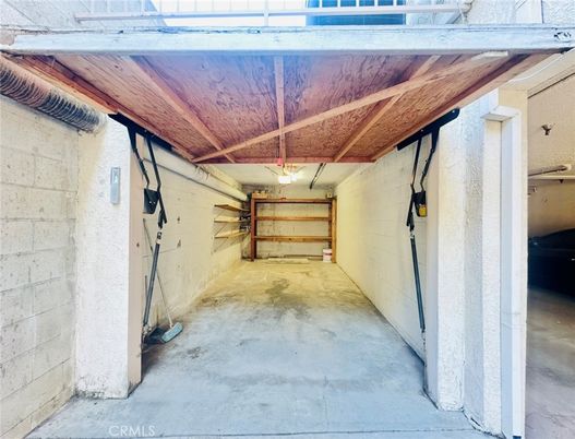 Garage, Interior