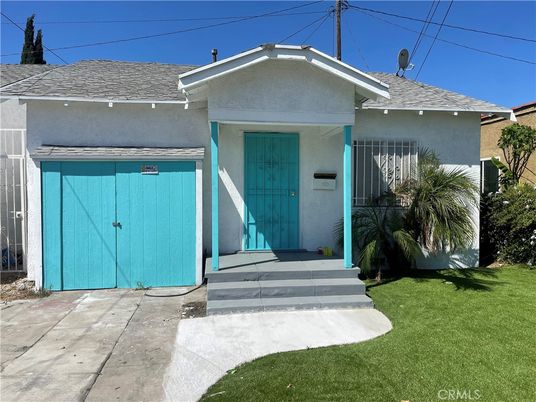 Exterior, Facade, None