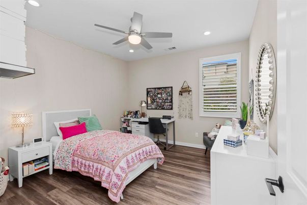 Bedroom, Home Office, Interior, Recessed Lighting, Wood Texture Flooring