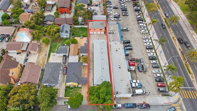 Exterior, Drone