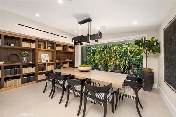 Dining room, Interior, Pendant Lights, Recessed Lighting