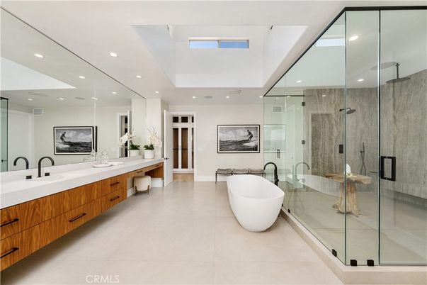 Bathroom, Dual Sink Vanities, Free Standing Baths, Glass Shower, Interior, Recessed Lighting