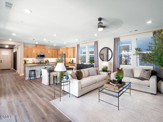 Interior, Kitchen, Living room, Pendant Lights, Recessed Lighting, Wood Texture Flooring