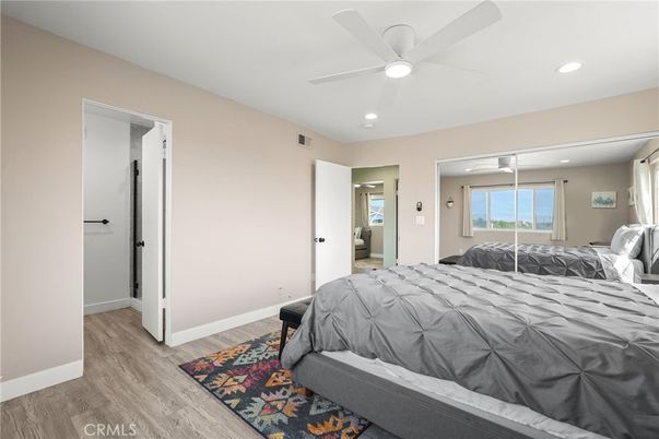 Bedroom, Interior, Recessed Lighting, Water, Wood Texture Flooring
