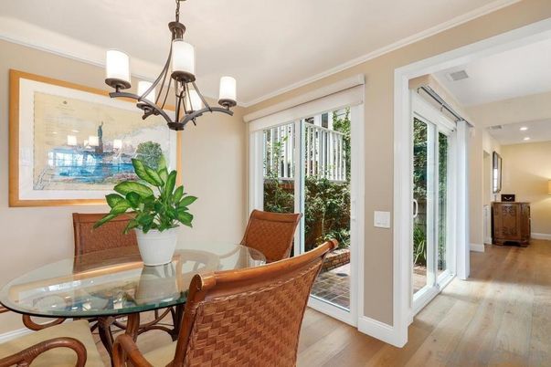 Chandelier, Dining room, Interior, Recessed Lighting, Wood Texture Flooring