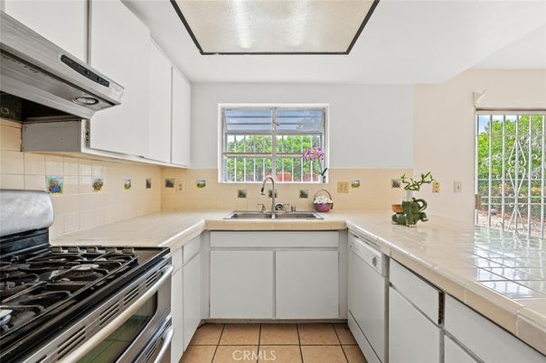 Interior, Kitchen, Tile Countertops