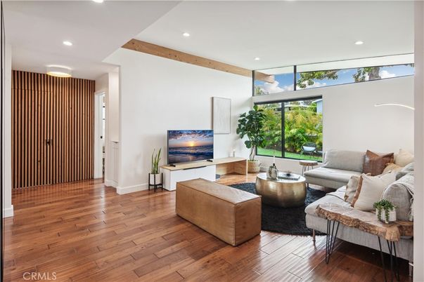 Interior, Living room, Recessed Lighting, Wooden Beams, Wood Texture Flooring