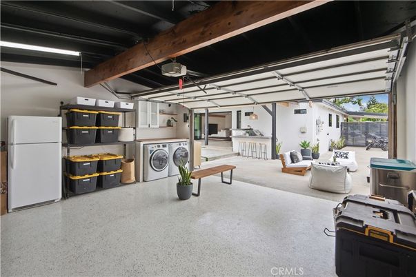 Interior, Utility Closets, Washer, Wooden Beams
