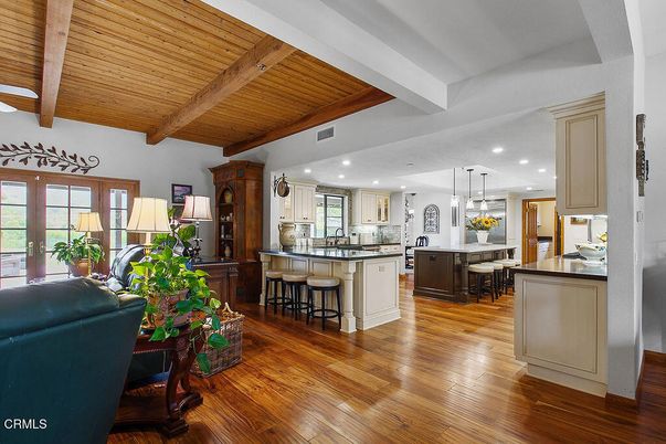 Dining room, Interior, Kitchen, Pendant Lights, Recessed Lighting, Stainless Steel Appliances, Wooden Beams, Wooden Ceilings, Wood Texture Flooring