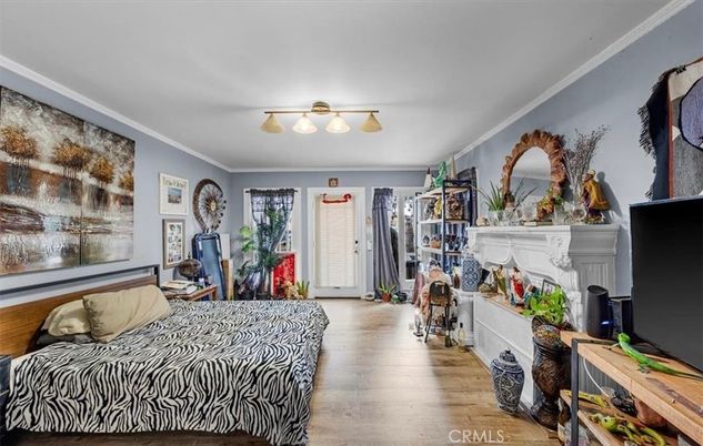 Bedroom, Fireplace, Interior, Wood Texture Flooring