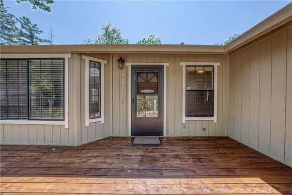 Exterior, Wood Texture Flooring