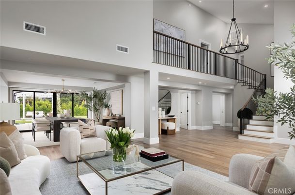 Chandelier, Dining room, Interior, Living room, Pendant Lights, Recessed Lighting, Wood Texture Flooring