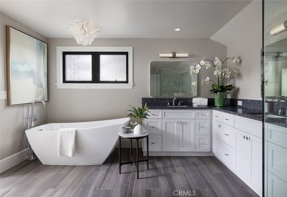 Bathroom, Free Standing Baths, Interior, Recessed Lighting, Wood Texture Flooring