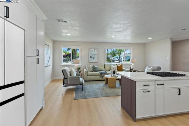 Interior, Kitchen, Living room, Recessed Lighting, Wood Texture Flooring