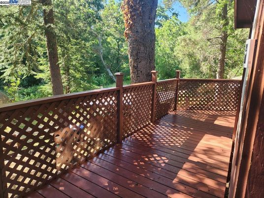 Exterior, Wood Texture Flooring